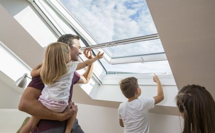 Rollo Schieberahmen Insektenschutz Fliegengitter fuer Dachfenster
